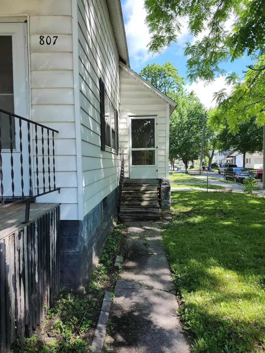 807 E North Union ST, Bay City, MI 48706 - #2