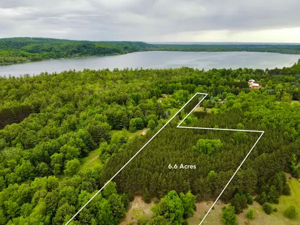 6A S Lime Lake, Cedar, MI 49621
