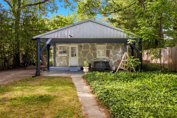 1024 Carver, TraverseCity, MI 49686