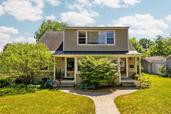 535 W Twelfth, TraverseCity, MI 49684