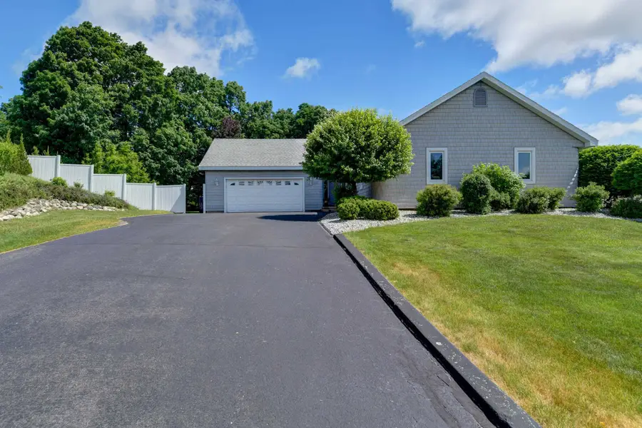 1744 Wayne, Traverse City, MI 49684 - #2