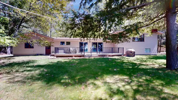 8645 Skegemog Point, Williamsburg, MI 49690