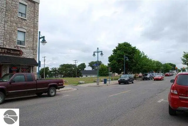 118 W Portage, Sault Ste Marie, MI 49783 - #3
