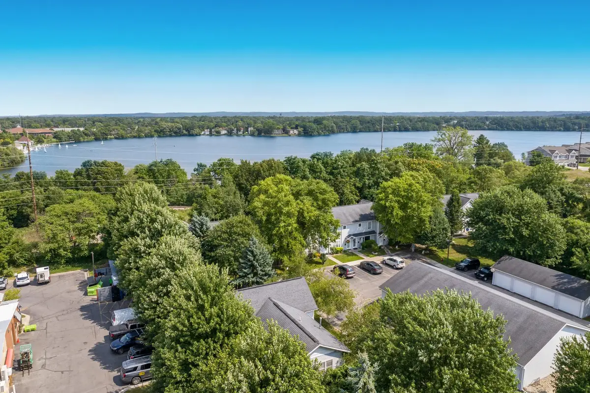 715 Lake AVE, Traverse City, MI 49684 - #1