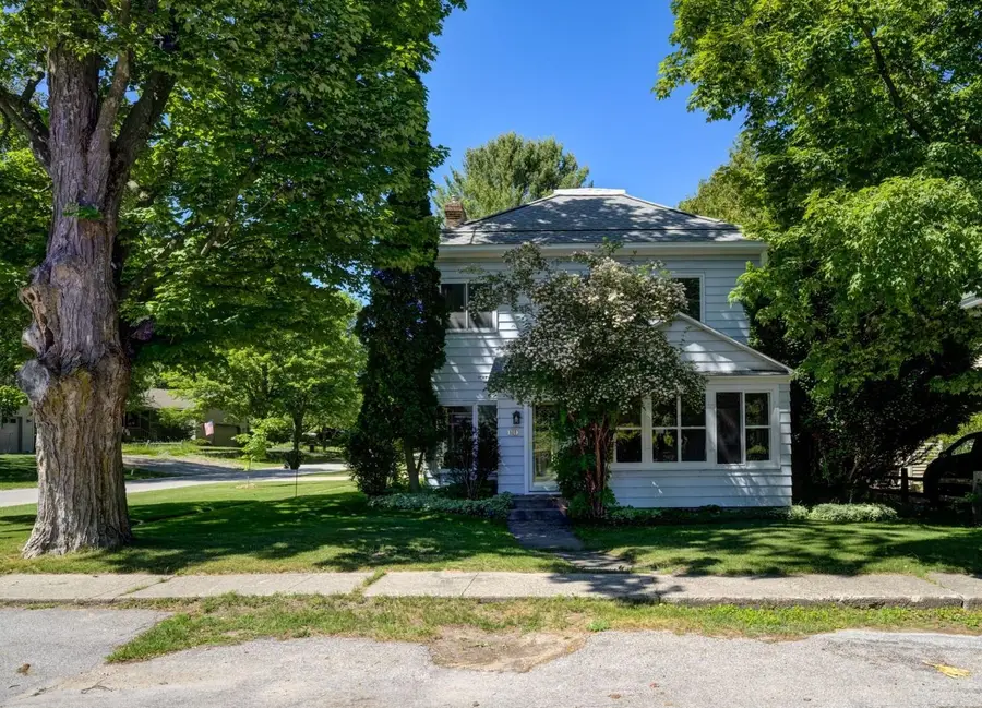 110 W Sixth, Northport, MI 49670 - #2