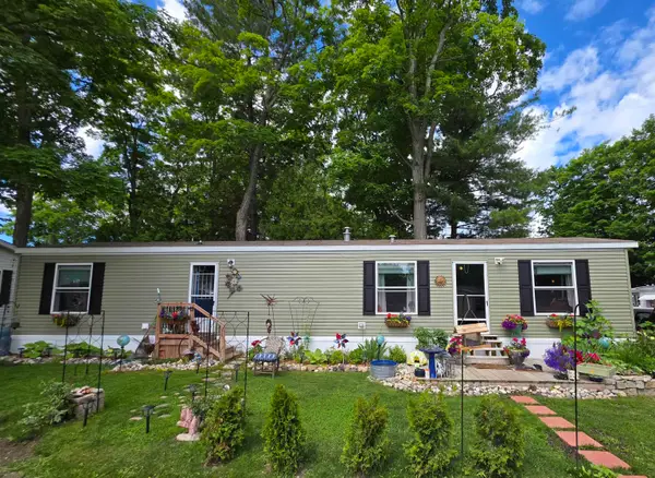616 Shadywood, ElkRapids, MI 49629