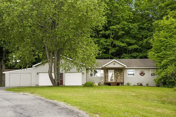 3443 NW American, Williamsburg, MI 49690