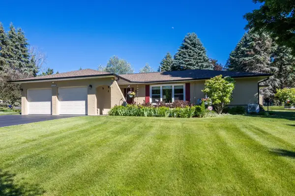 3985 Cedar LN, Bellaire, MI 49615