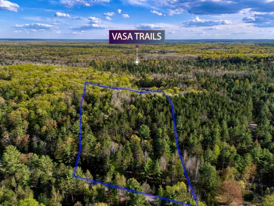 4678 Lands End RD, East Bay, MI 49686 - #2