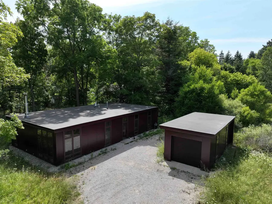 626 N Thunder RD, Northport, MI 49670 - #2