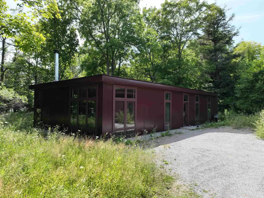 626 N Thunder RD, Northport, MI 49670 - #3