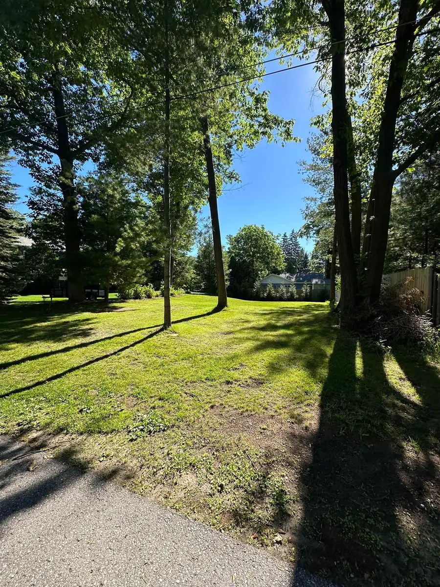 136 N East Bay, Traverse City, MI 49686 - #3
