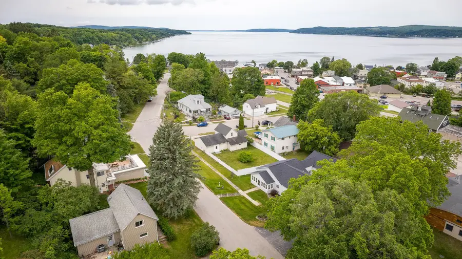 323 Benzie, Beulah, MI 49617 - #3