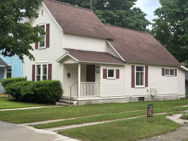 215 W Tenth, TraverseCity, MI 49684