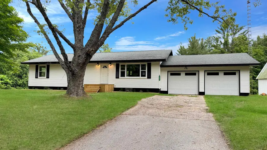 3403 E 34, Cadillac, MI 49601 - #3