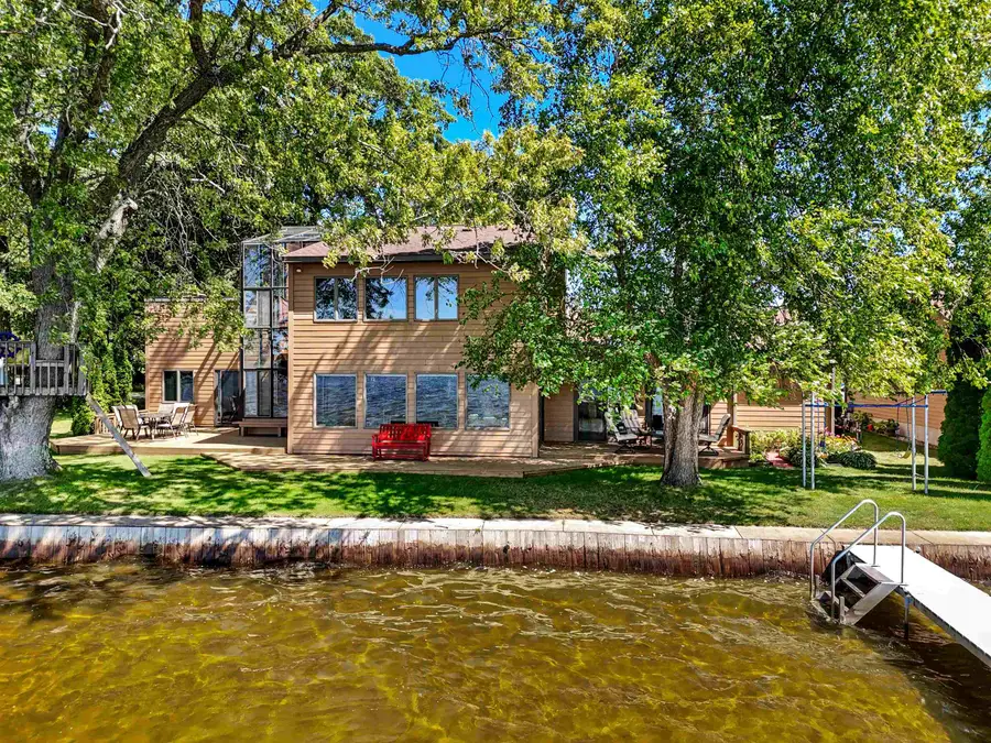 311 E Lake Mitchell, Cadillac, MI 49601 - #2