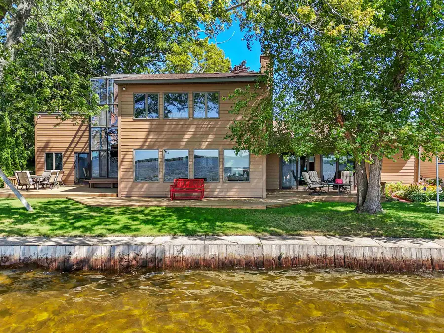 311 E Lake Mitchell, Cadillac, MI 49601 - #3