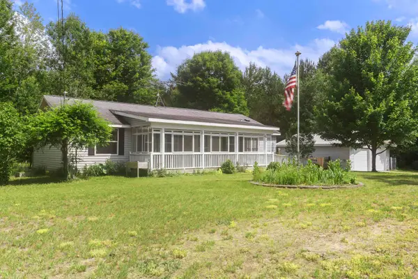 3839 Wallaker, Benzonia, MI 49616