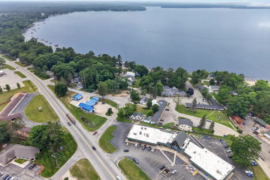 2816 Sunnyside DR, Cadillac, MI 49601 - #2