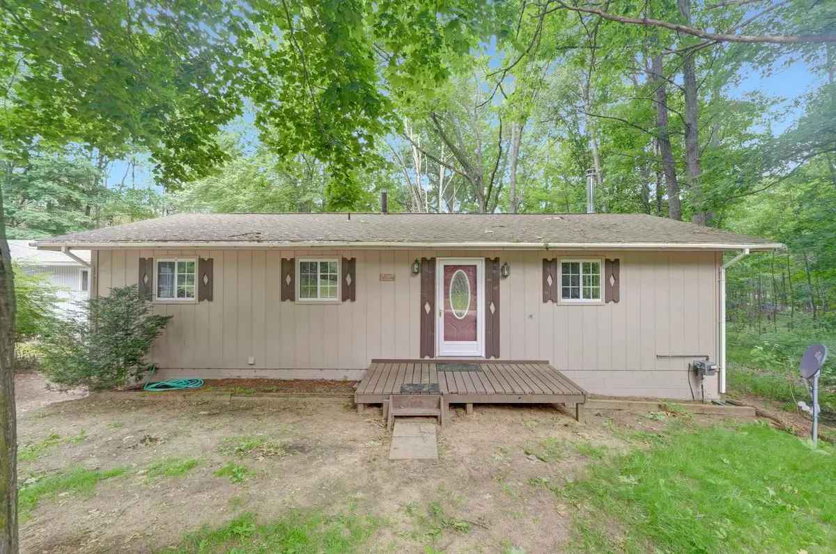 8277 W Ridge, Stanwood, MI 49346 - #1