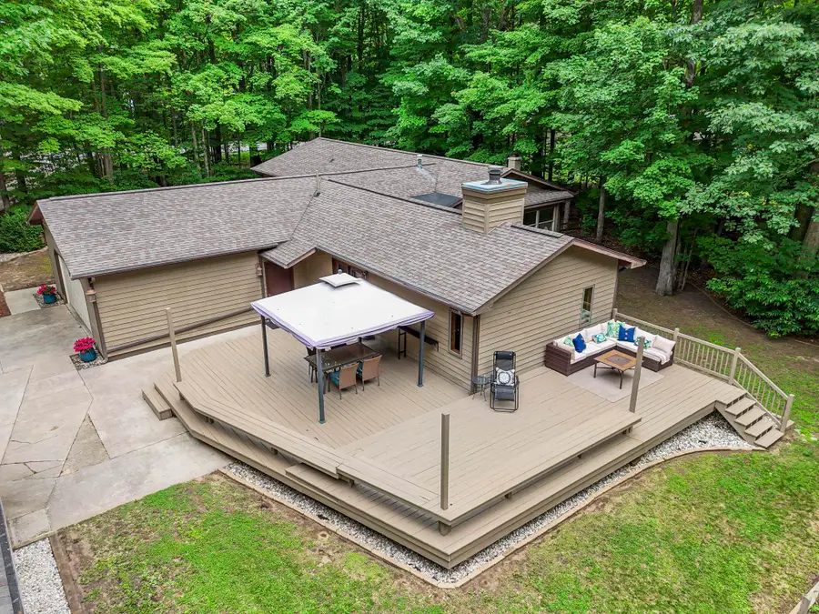 712 N South Long Lake, Traverse City, MI 49685 - #2