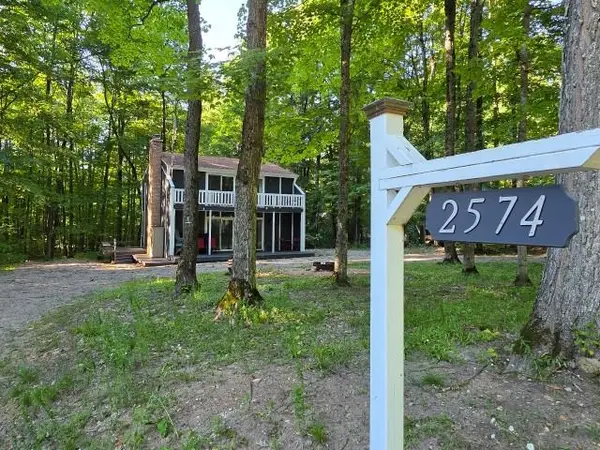 2574 Bahnhof LN, Bellaire, MI 49615