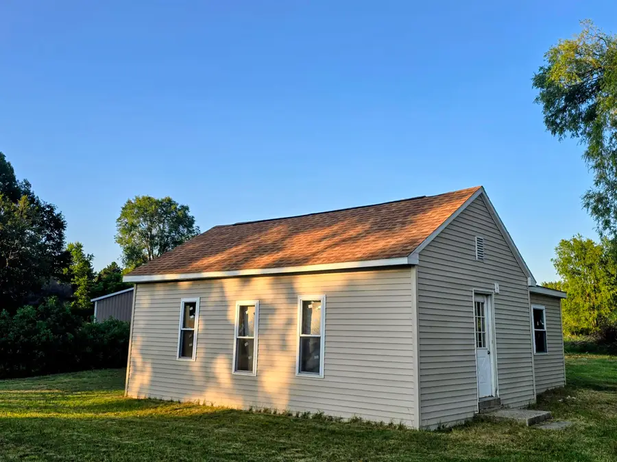112 N 2nd, Mesick, MI 49668 - #2