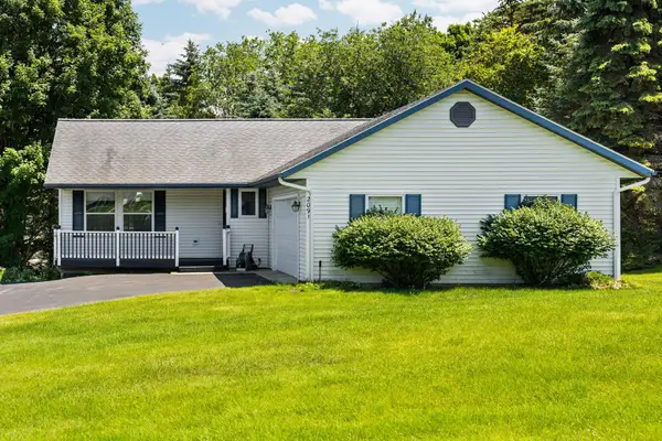 2091 Holland, TraverseCity, MI 49685