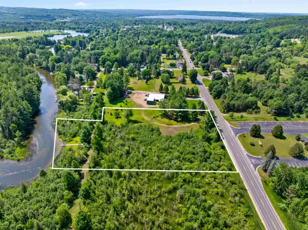 V/l 1-A M-88, Bellaire, MI 49615