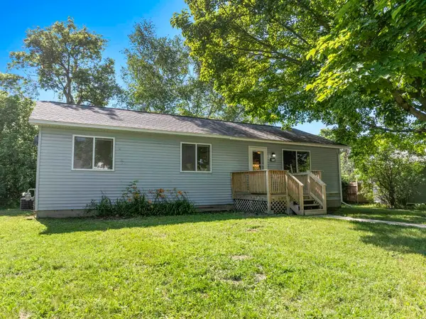 8714 S Maple City RD, MapleCity, MI 49684