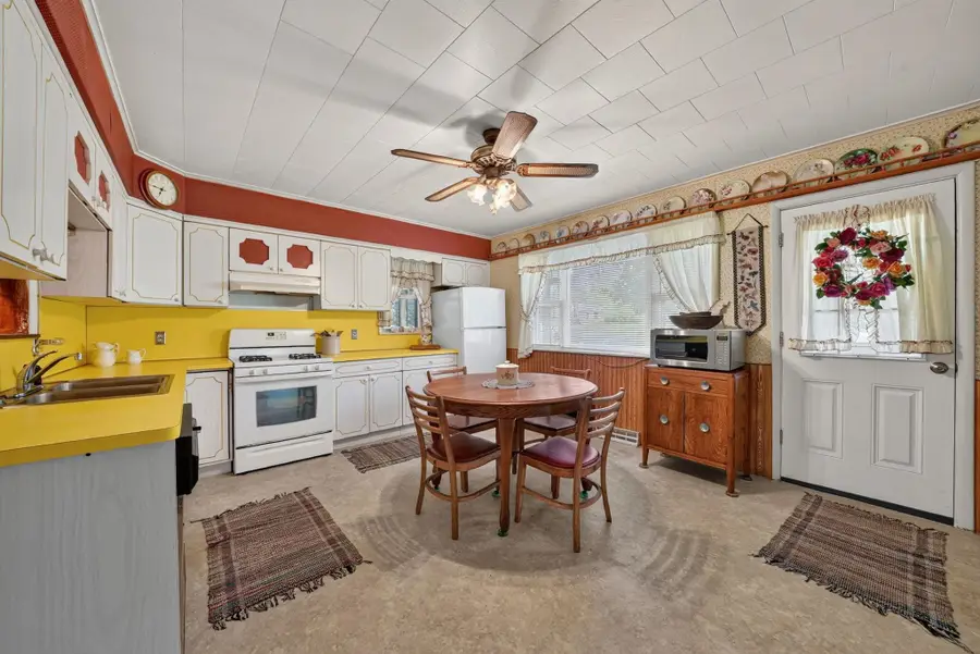 7017 Twin Lakes, Marion, MI 49665 - #3