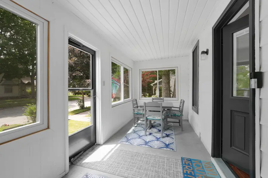 1055 Washington ST, Traverse City, MI 49686 - #3