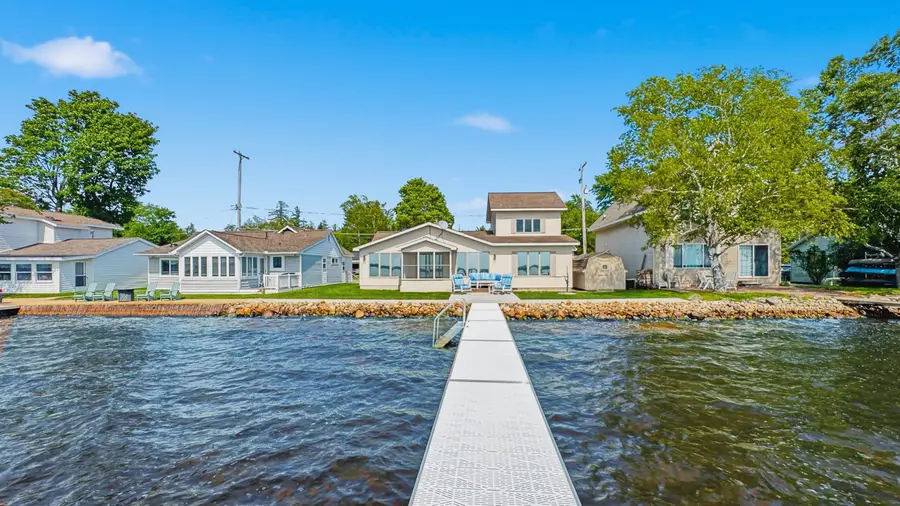 1027 E Lake Mitchell, Cadillac, MI 49601 - #2