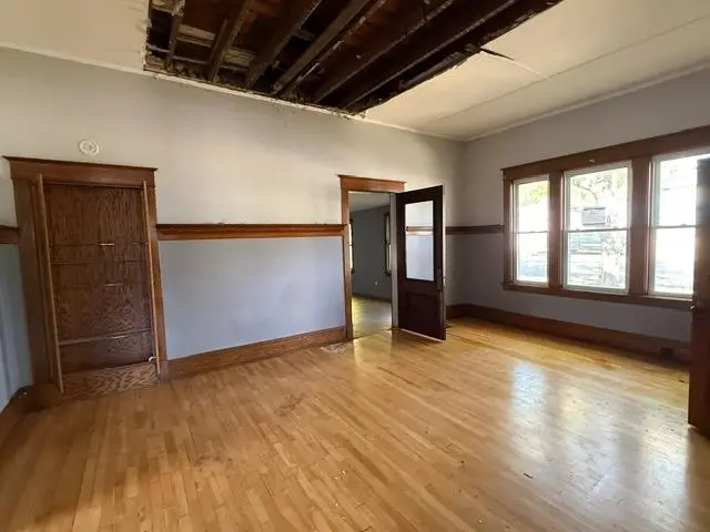 319 E Nelson, Cadillac, MI 49601 - #3