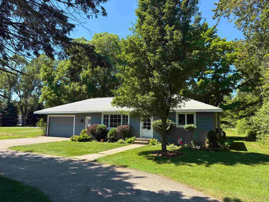 12160 S West Bay Shore, Greilickville, MI 49684 - #2