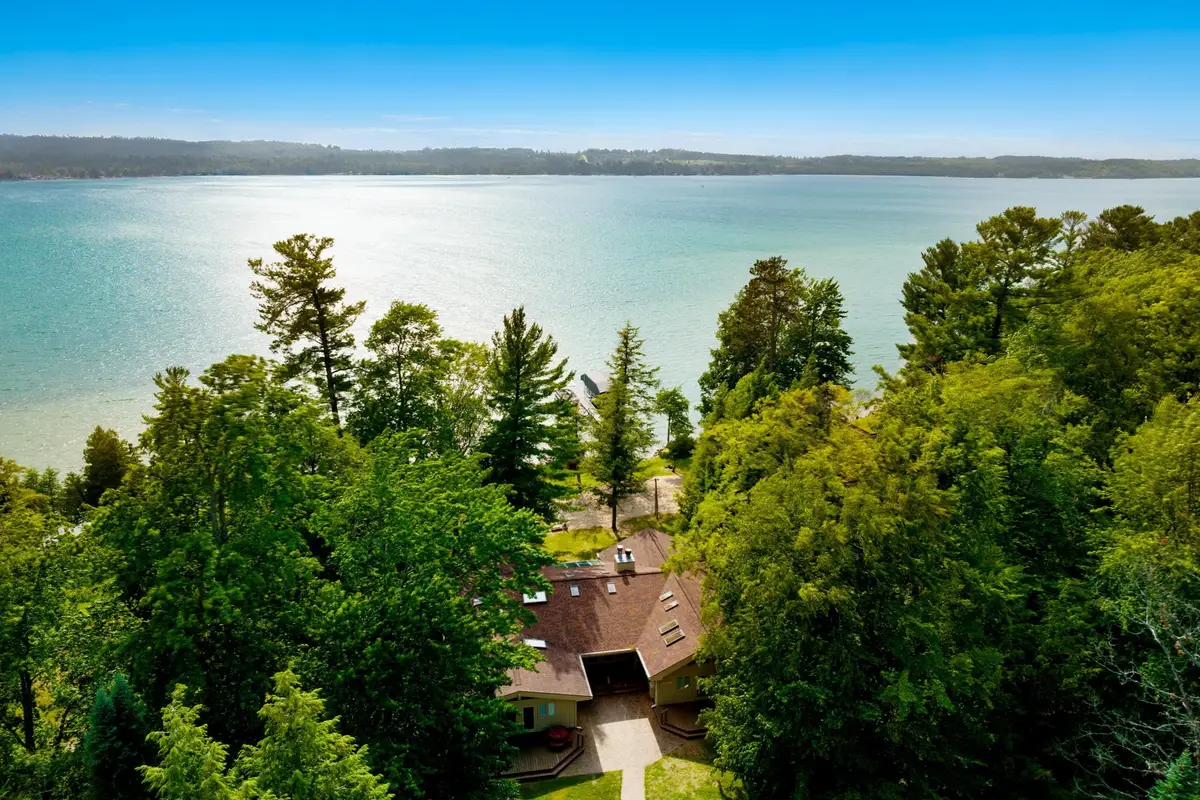 8143 Drake, Williamsburg, MI 49690 - #1
