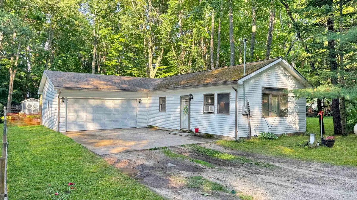 2599 Pleasant Lake Shore DR, Cadillac, MI 49601 - #1