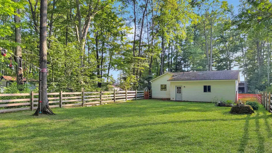 2599 Pleasant Lake Shore DR, Cadillac, MI 49601 - #2