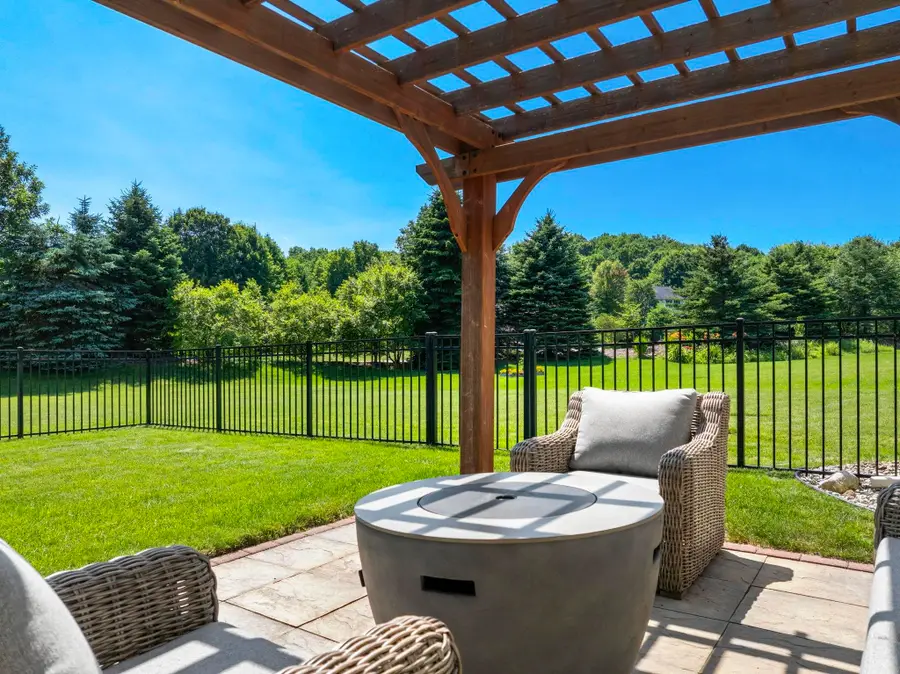 9366 E Summerfield DR, Traverse City, MI 49684 - #3