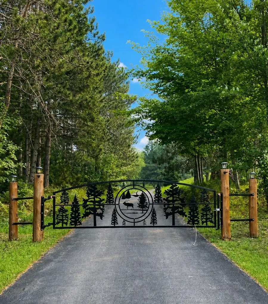 7857 Paige RD, Bellaire, MI 49615 - #2