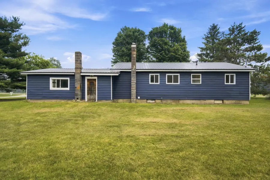 3490 S 37 RD, Cadillac, MI 49601 - #3