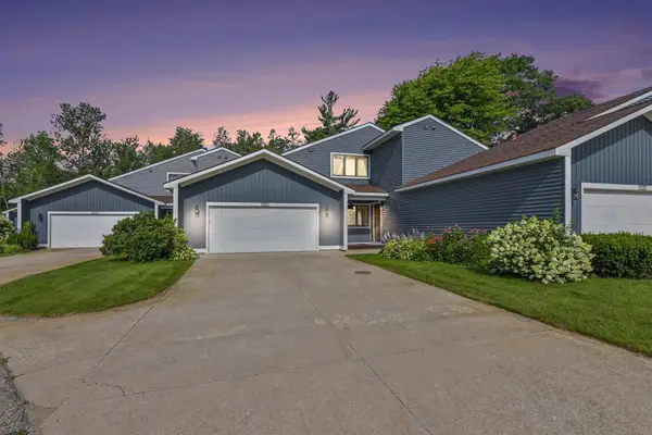 133 North Shore Drive West, Cadillac, MI 49601