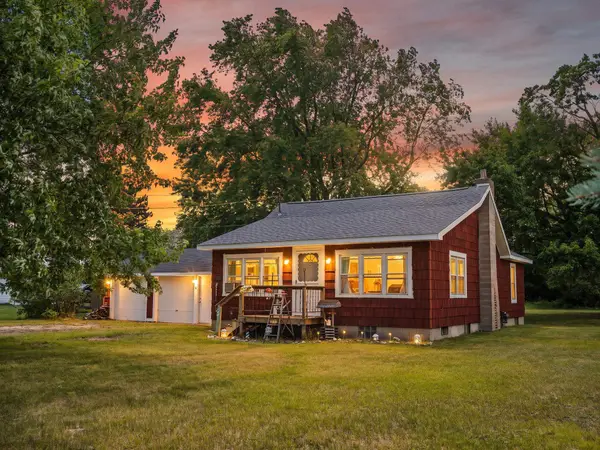 1533 Plett, Cadillac, MI 49601