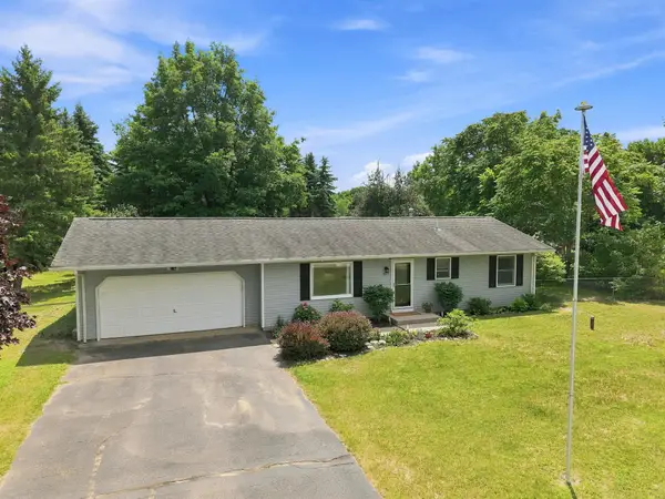 6075 Beverly, TraverseCity, MI 49684