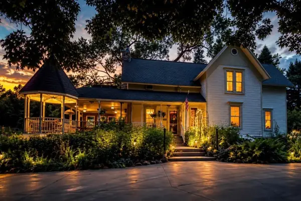 1056 Smith RD, TraverseCity, MI 49696