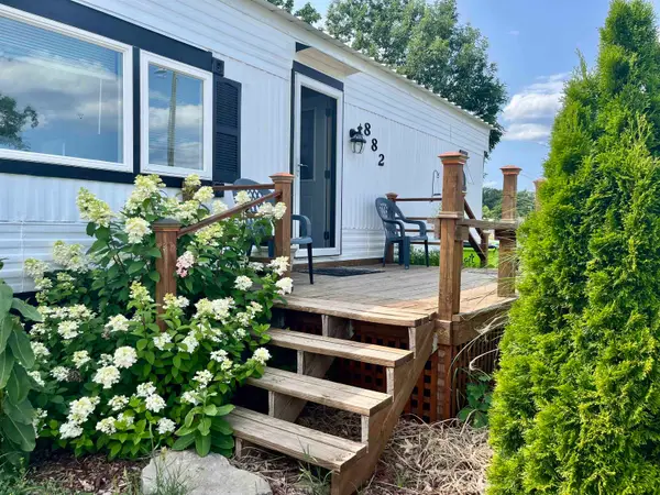 882 Crestwood, TraverseCity, MI 49686