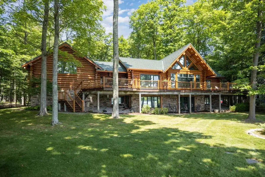 788 E Traverse Lake, Cedar, MI 49621 - #2