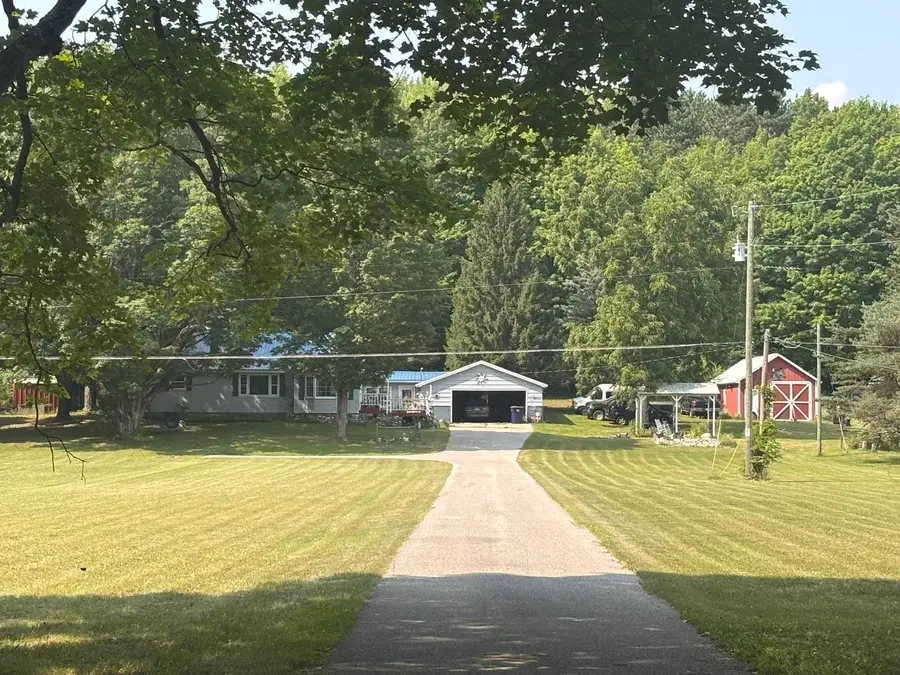 601 Kresnak, Mancelona, MI 49659 - #2
