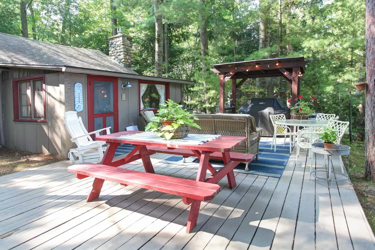 2701 Crescent Shores DR, Long Lake, MI 49685 - #1