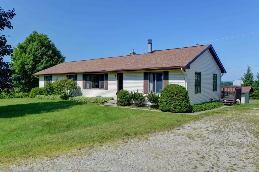 11869 Center, Peninsula, MI 49686 - #2